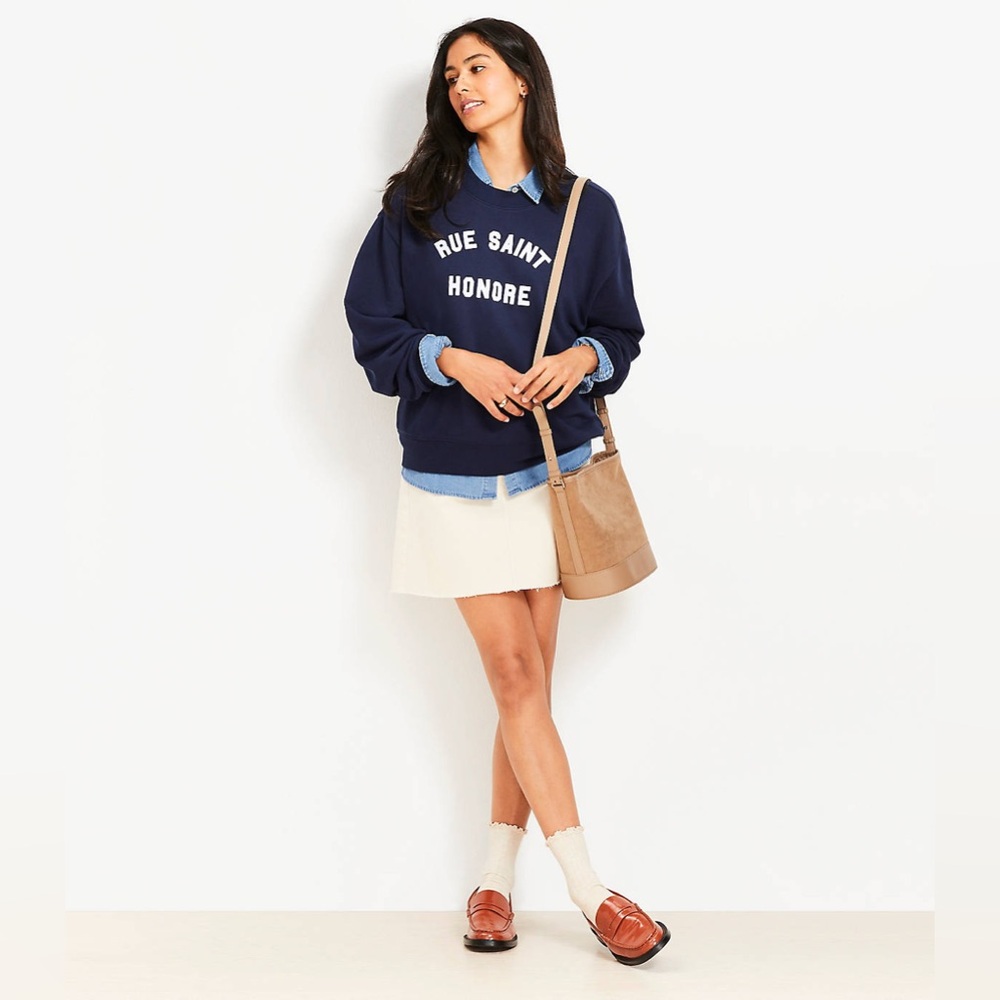 Petite Parisian Sweatshirt